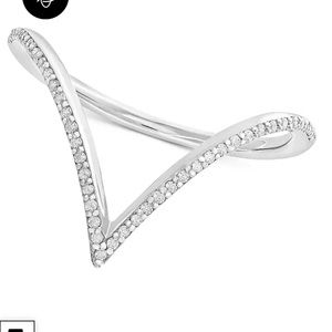 Diamond ring , 10k white gold, (1/6 ct. t.w.)